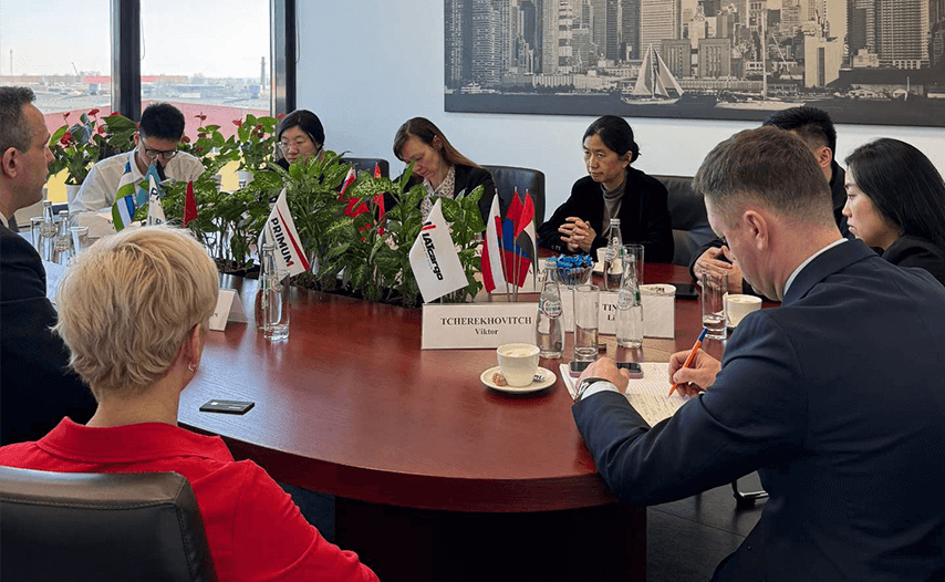 Визит делегации Минтранса Китая в «PRIMUM»